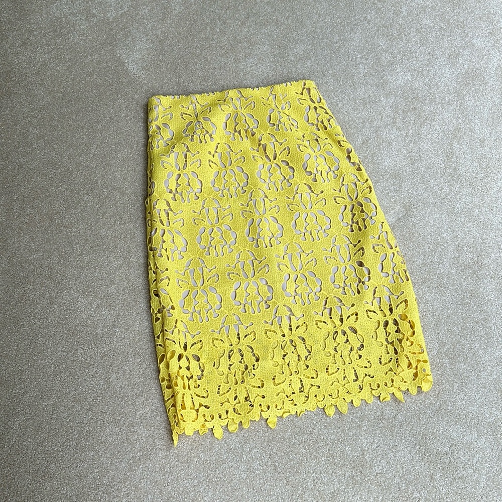 Banana republic yellow skirt